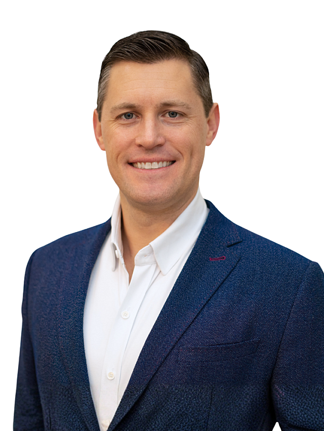 Matt Hills Headshot
