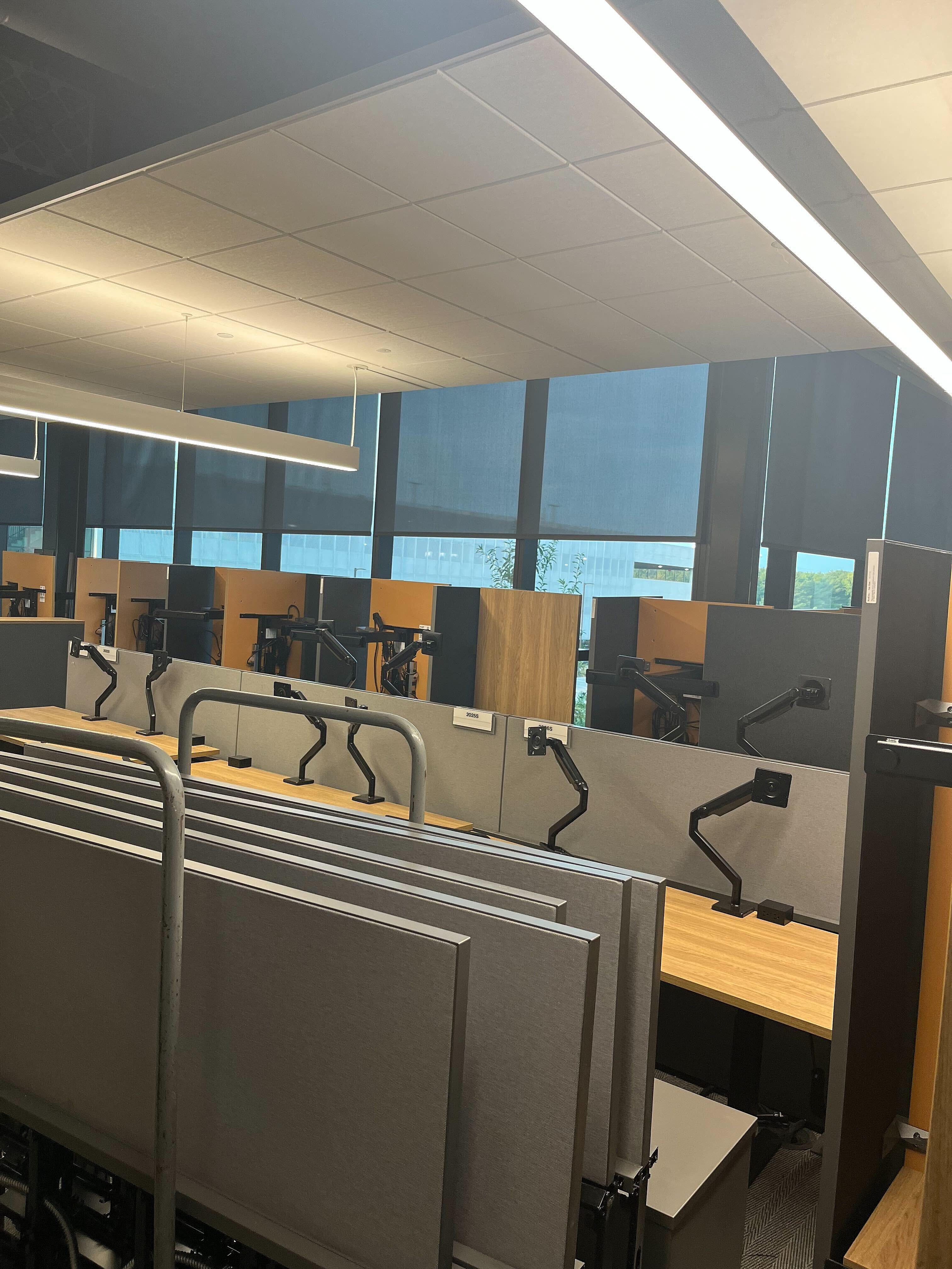 Office Works Workplace Services From Decommissioning to Donation Image 2