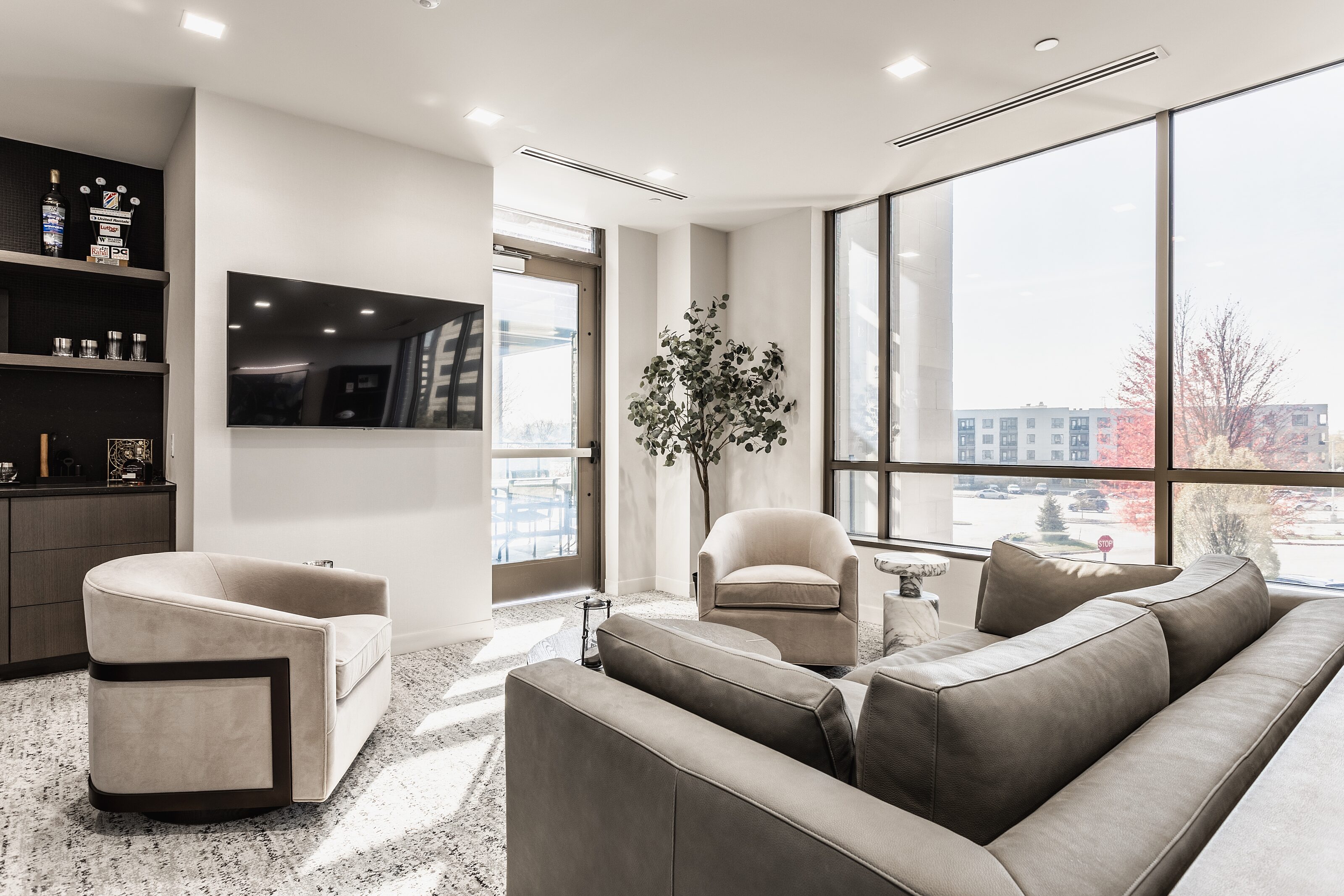 OfficeWorks Lucas Oil Global Headquarters Project Highlight