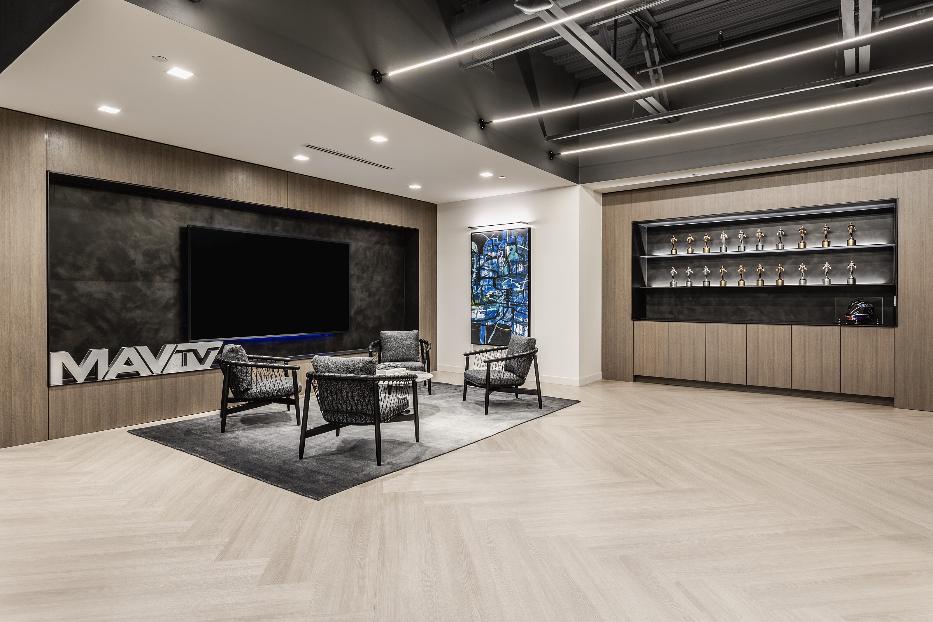OfficeWorks Lucas Oil Global Headquarters Project Highlight