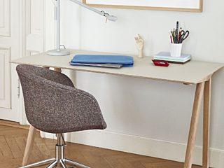 Hair rolling chair with desk