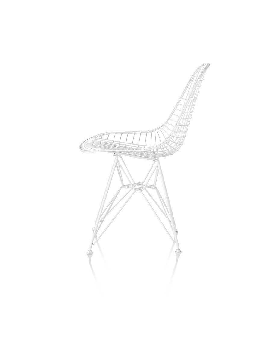Eames Wire Chair Outdoor 2